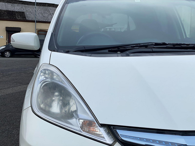 Honda Fit  5dr Automatic 2012
