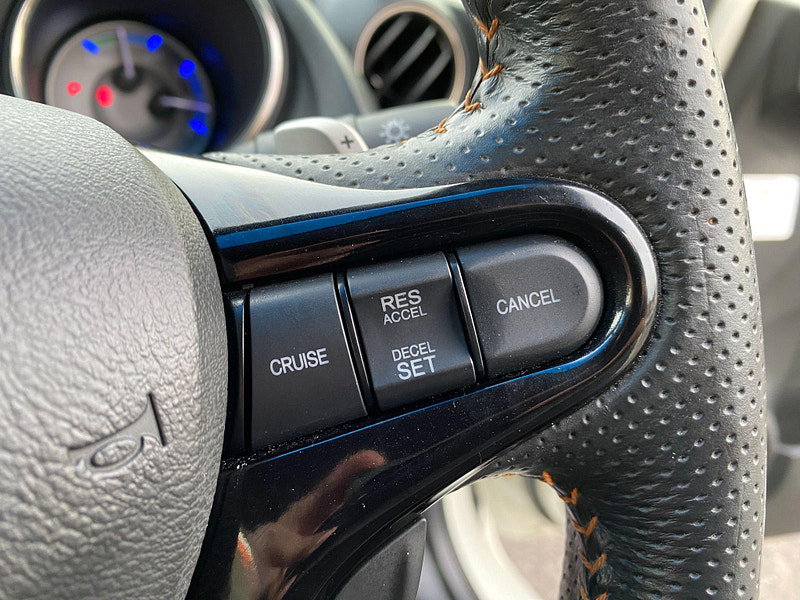 Honda Fit  5dr Automatic 2012