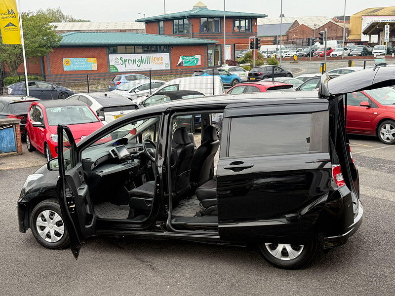 Honda Freed 2015-1.5 PETROL HYBRID-SLIDING DOORS 0dr Automatic 2015