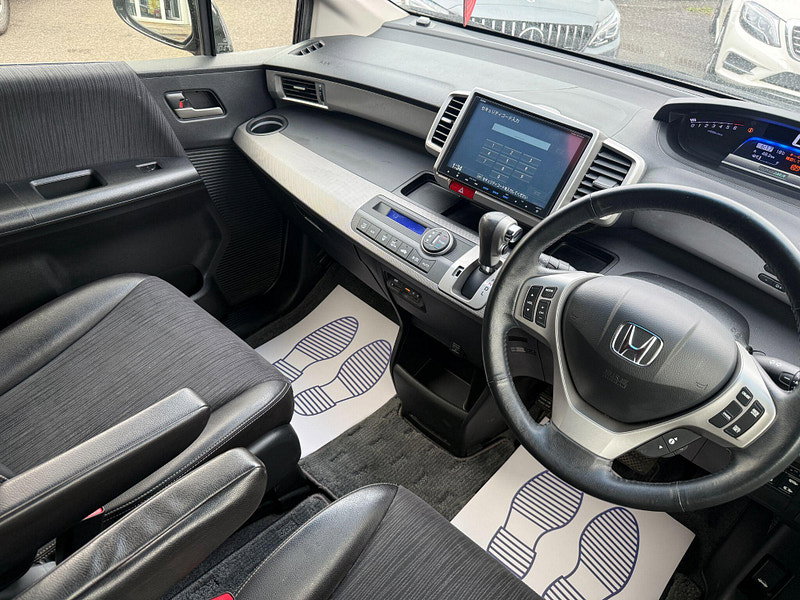 Honda Freed 2015-1.5 PETROL HYBRID-SLIDING DOORS 0dr Automatic 2015