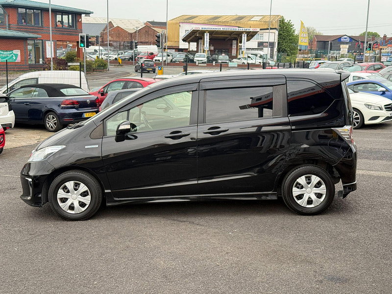 Honda Freed 2015-1.5 PETROL HYBRID-SLIDING DOORS 0dr Automatic 2015