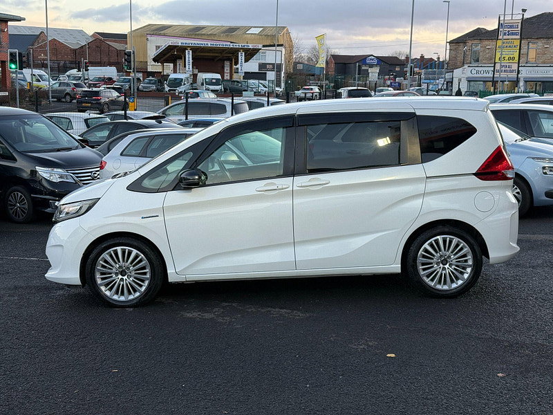 Honda Freed HYBRID - AUTO - G HONDA SENSING 7 seater 0dr Automatic 2017
