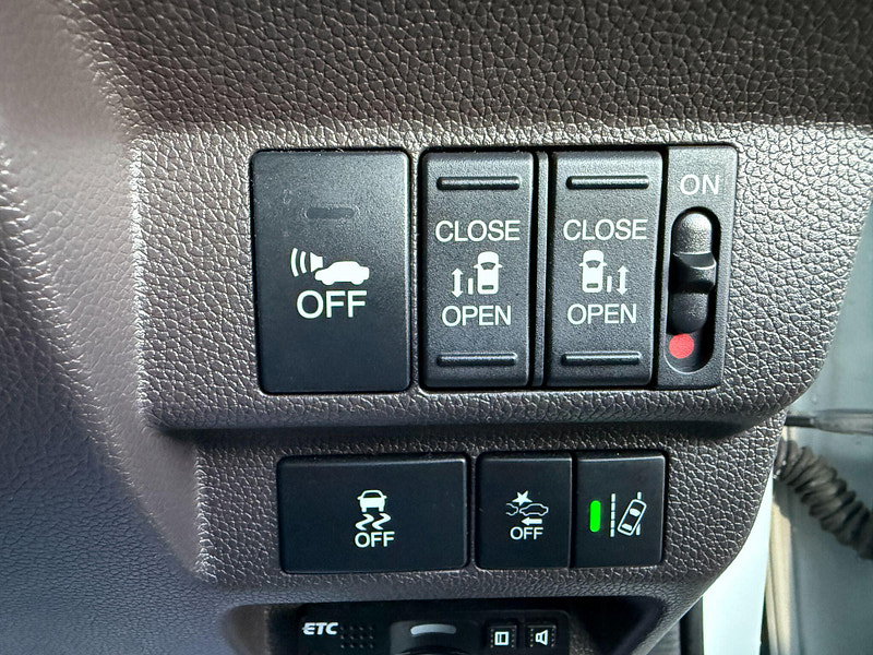 Honda Freed HYBRID - AUTO - G HONDA SENSING 7 seater 0dr Automatic 2017