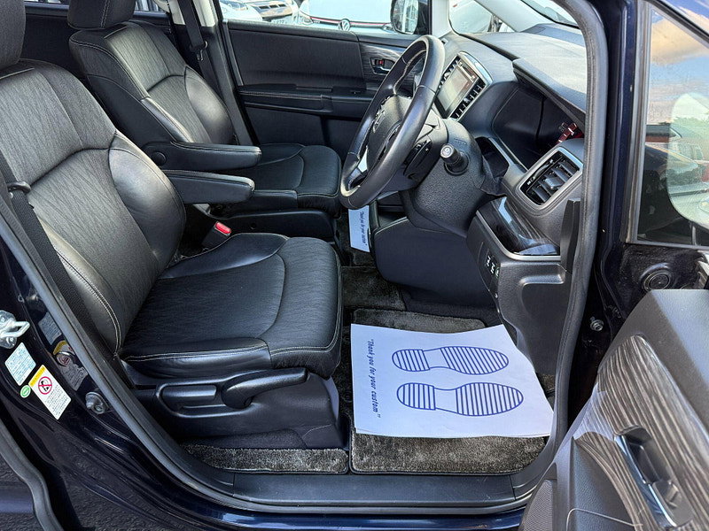 Honda Odyssey 2.4i V-TEC ABSOLUTE ADVANCE AUTO 8 SEATS 5dr Automatic 2013