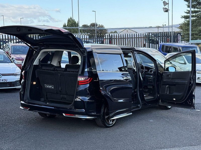 Honda Odyssey 2.4i V-TEC ABSOLUTE ADVANCE AUTO 8 SEATS 5dr Automatic 2013
