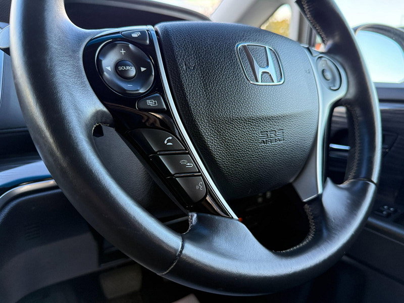 Honda Odyssey 2.4i V-TEC ABSOLUTE ADVANCE AUTO 8 SEATS 5dr Automatic 2013