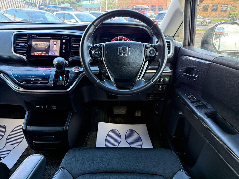 Honda Odyssey 2.4i V-TEC ABSOLUTE ADVANCE AUTO 8 SEATS 5dr Automatic 2013
