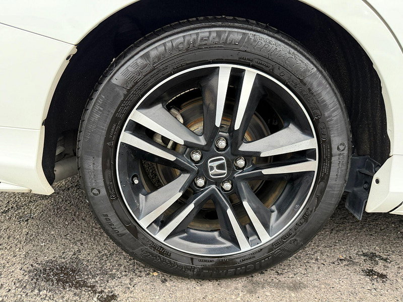 Honda Odyssey ABSOLUTE 2LT PETROL HYBRID 7 SEATS 5dr Automatic 2016