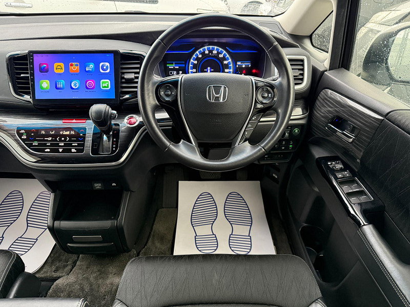 Honda Odyssey ABSOLUTE 2LT PETROL HYBRID 7 SEATS 5dr Automatic 2016