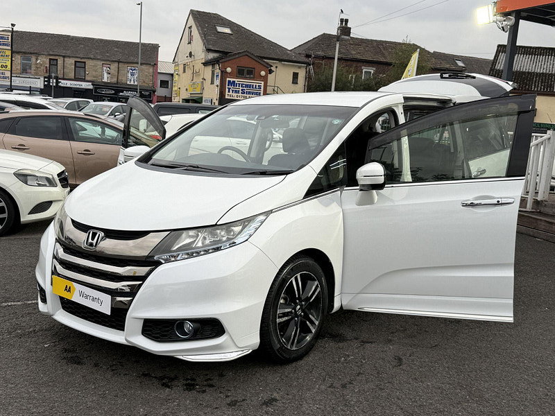 Honda Odyssey ABSOLUTE 2LT PETROL HYBRID 7 SEATS 5dr Automatic 2016