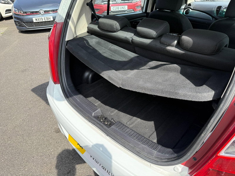 Hyundai I10 1.2 Active Euro 5 5dr 5dr Manual 2012