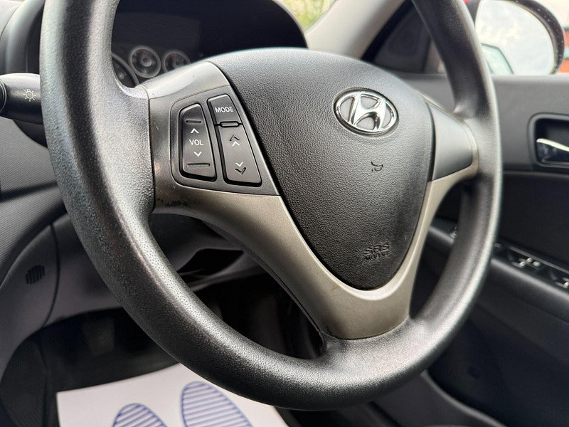 Hyundai I30 1.4 Comfort Euro 4 5dr 5dr Manual 2009