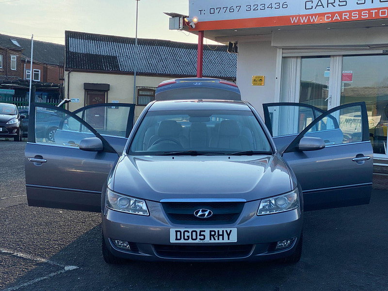 Hyundai Sonata 2.4 CDX 4dr 4dr Automatic 2005