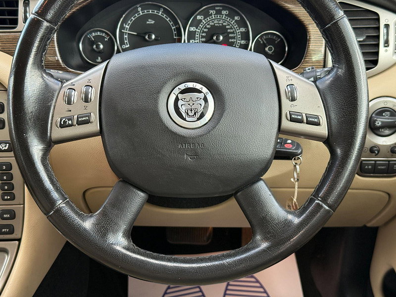 Jaguar X-TYPE 2.2D DPF S 4dr 4dr Automatic 2009