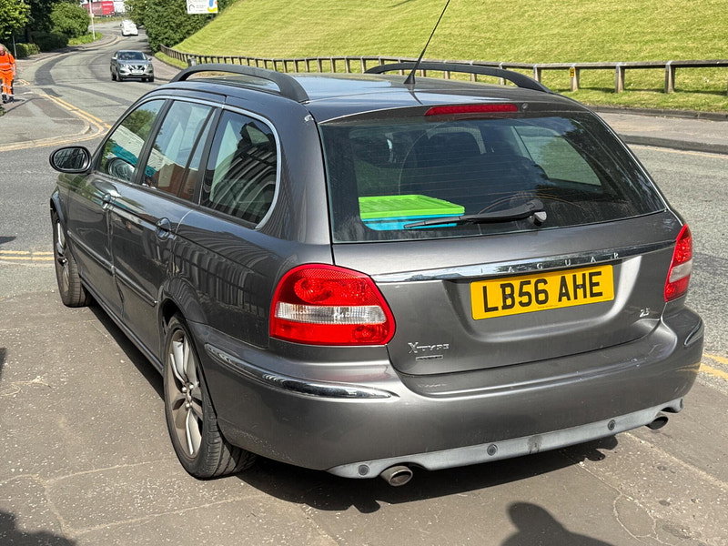 Jaguar X-TYPE 2.5 V6 SE (AWD) 5dr 5dr Automatic 2007