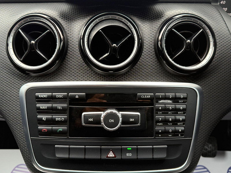 Mercedes-Benz A Class 1.6 A180 BlueEfficiency Euro 6 (s/s) 5dr 5dr Manual 2013