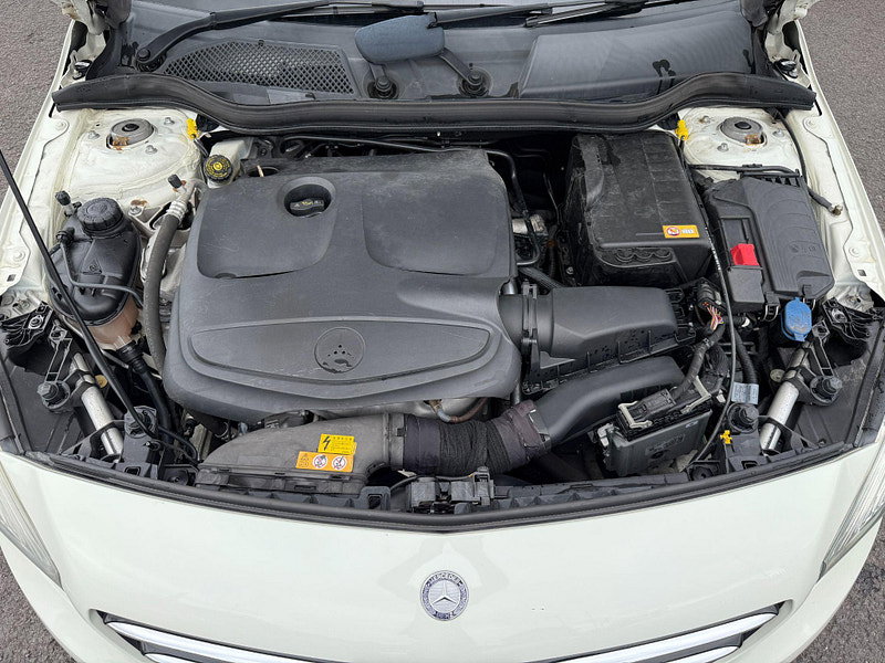 Mercedes-Benz A Class 1.6 A200 BlueEfficiency Sport 7G-DCT Euro 6 (s/s) 5dr 5dr Automatic 2013