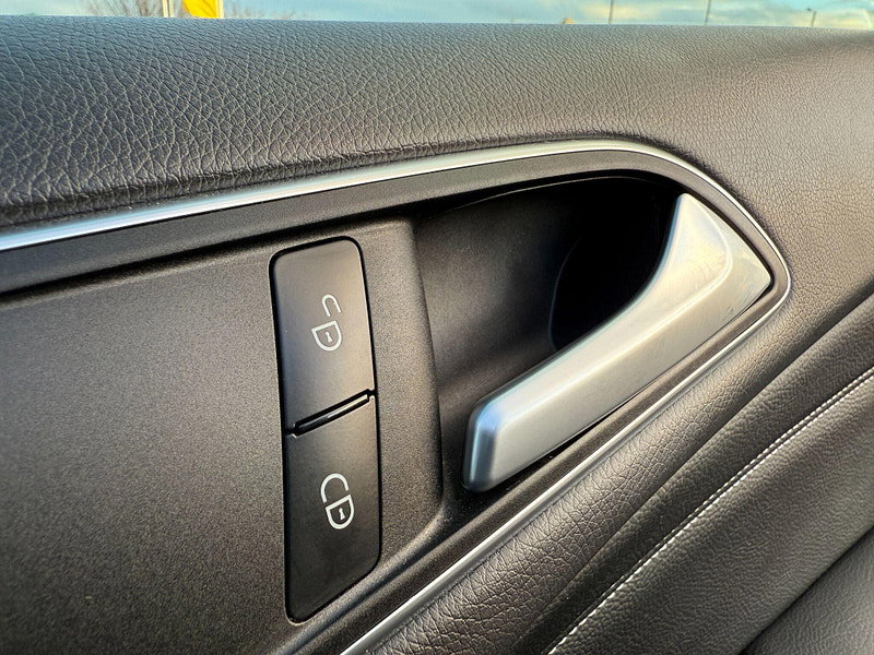 Mercedes-Benz B Class 1.6 B180 Exclusive Edition (Plus) 7G-DCT Euro 6 (s/s) 5dr 5dr Automatic 2018