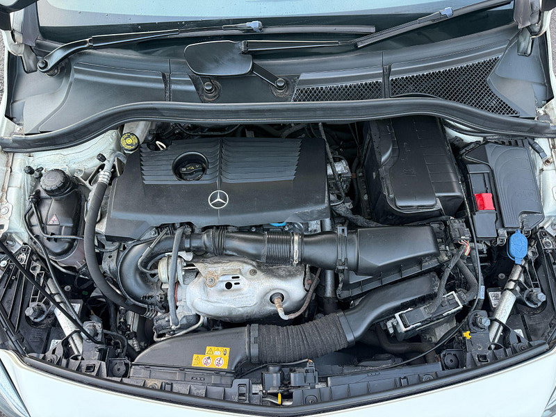 Mercedes-Benz B Class 1.6 B180 Exclusive Edition (Plus) 7G-DCT Euro 6 (s/s) 5dr 5dr Automatic 2018
