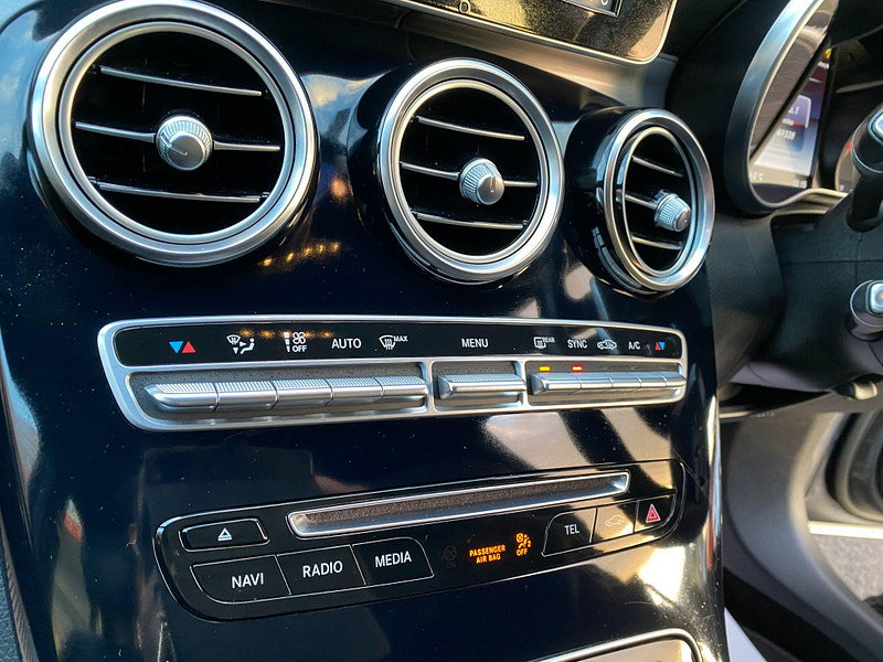Mercedes-Benz C Class 2.1 C250d AMG Line G-Tronic+ 4MATIC Euro 6 (s/s) 4dr 4dr Automatic 2018