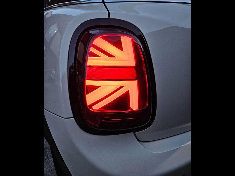 MINI Hatch 1.5 Cooper D Auto Euro 6 (s/s) 5dr 5dr Automatic 2017