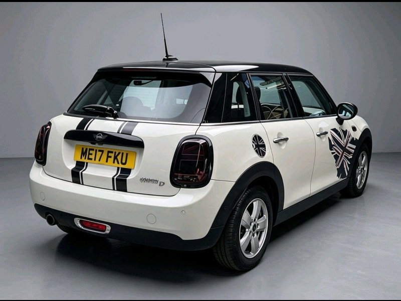 MINI Hatch 1.5 Cooper D Auto Euro 6 (s/s) 5dr 5dr Automatic 2017