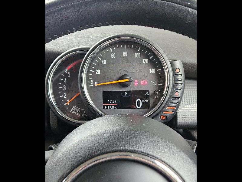 MINI Hatch 1.5 Cooper D Auto Euro 6 (s/s) 5dr 5dr Automatic 2017