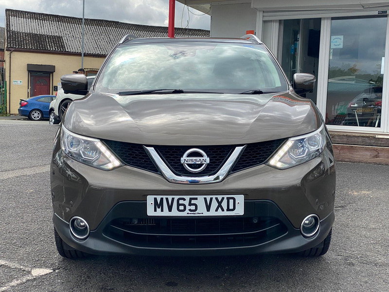 Nissan Qashqai 1.6 dCi Tekna 4WD Euro 6 (s/s) 5dr 5dr Manual 2015