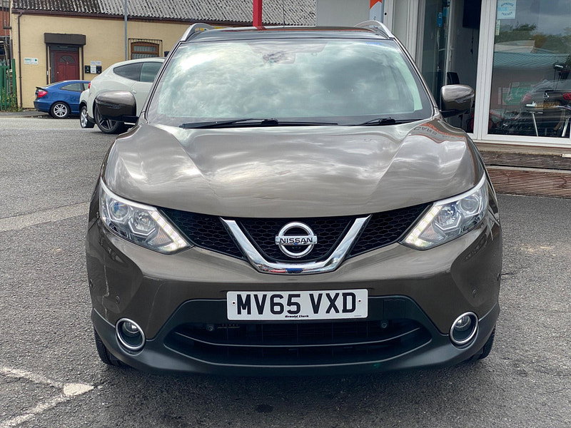 Nissan Qashqai 1.6 dCi Tekna 4WD Euro 6 (s/s) 5dr 5dr Manual 2015