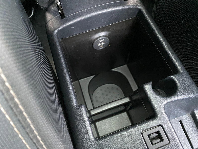 Nissan Qashqai+2 2.0 Acenta 2WD Euro 5 5dr 5dr Manual 2011