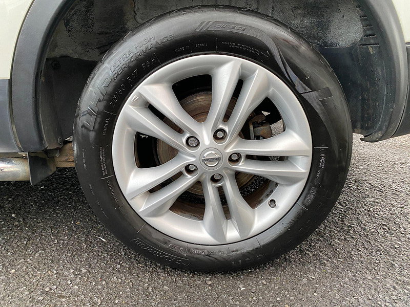 Nissan Qashqai+2 2.0 Acenta 2WD Euro 5 5dr 5dr Manual 2011