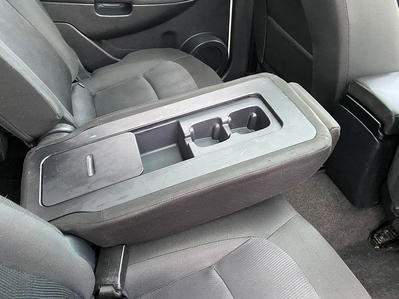 Nissan Qashqai+2 2.0 Acenta 2WD Euro 5 5dr 5dr Manual 2011