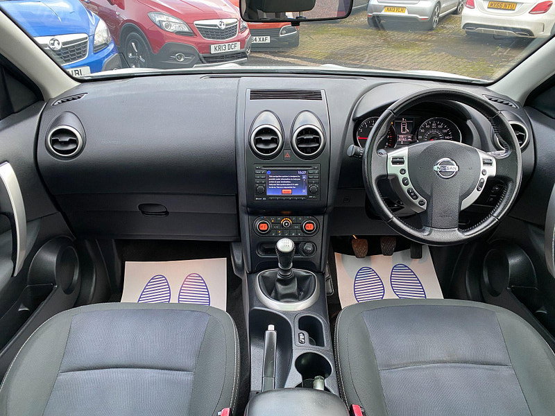 Nissan Qashqai+2 2.0 Acenta 2WD Euro 5 5dr 5dr Manual 2011
