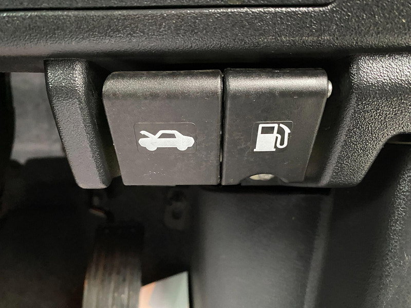 Nissan Qashqai+2 2.0 Acenta 2WD Euro 5 5dr 5dr Manual 2011
