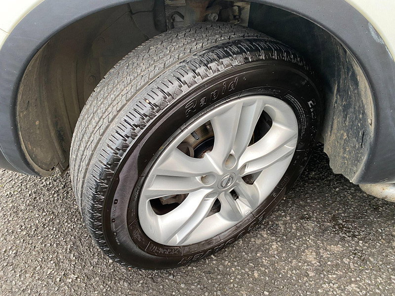 Nissan Qashqai+2 2.0 Acenta 2WD Euro 5 5dr 5dr Manual 2011