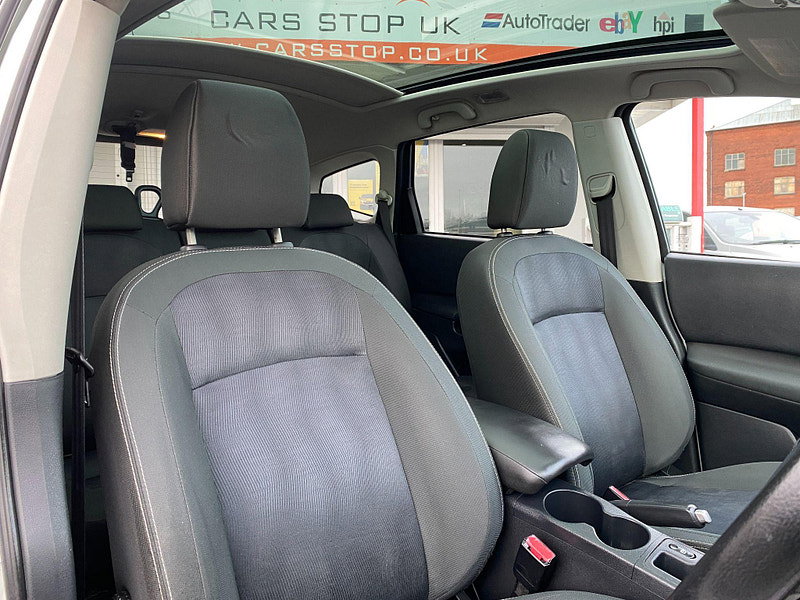 Nissan Qashqai+2 2.0 Acenta 2WD Euro 5 5dr 5dr Manual 2011