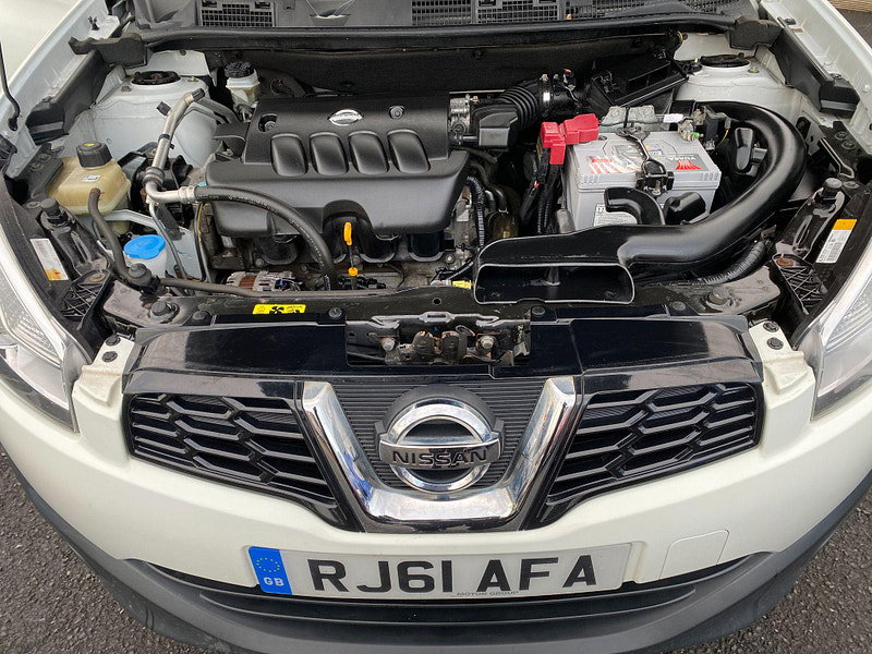 Nissan Qashqai+2 2.0 Acenta 2WD Euro 5 5dr 5dr Manual 2011