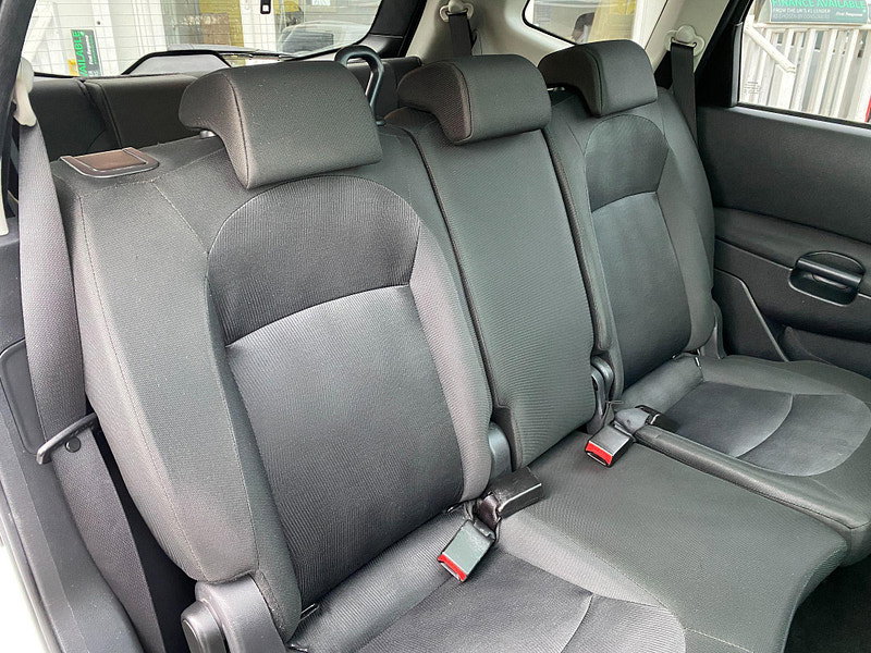 Nissan Qashqai+2 2.0 Acenta 2WD Euro 5 5dr 5dr Manual 2011