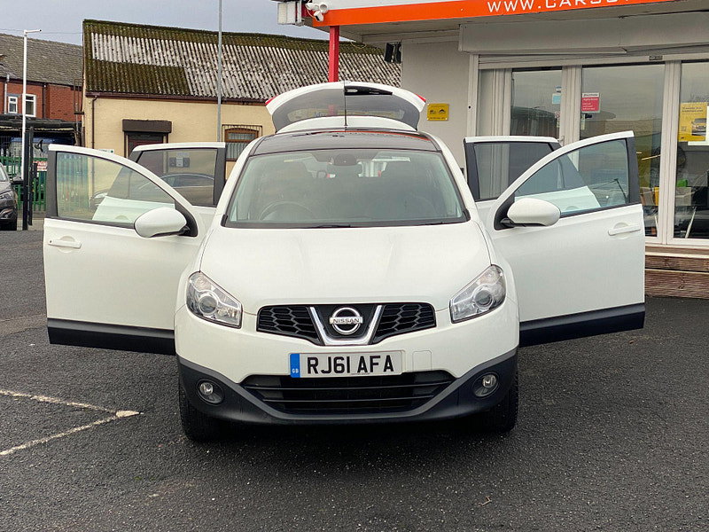 Nissan Qashqai+2 2.0 Acenta 2WD Euro 5 5dr 5dr Manual 2011