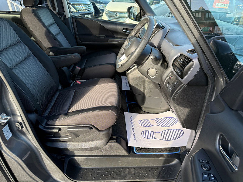 Nissan Serena  Nissan Serena Hybrid 1.2 Auto Pilot 360 5dr Automatic 2019