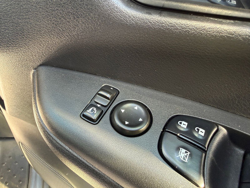 Nissan Serena  Nissan Serena Hybrid 1.2 Auto Pilot 360 5dr Automatic 2019