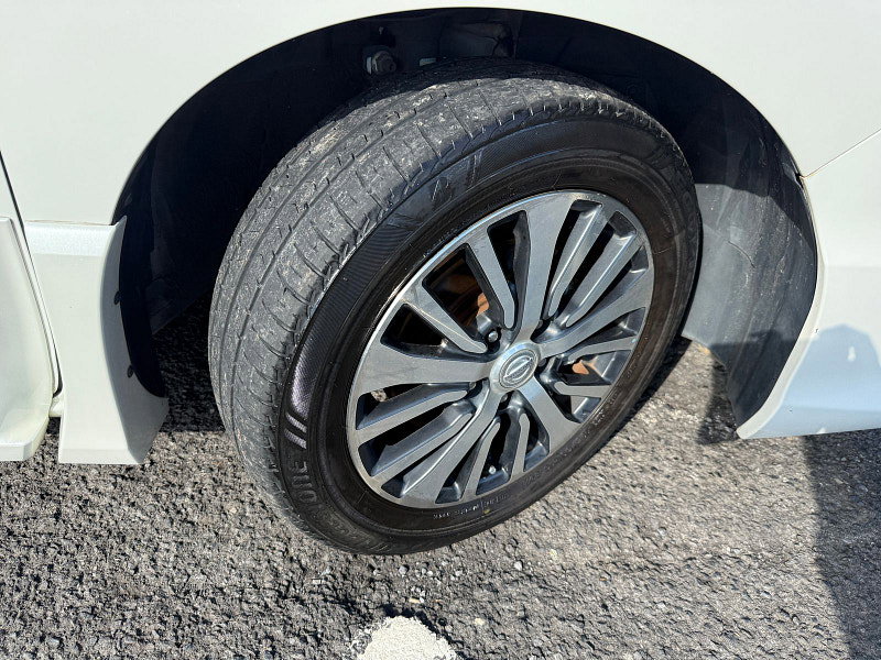 Nissan Serena Nissan Serena HIGHWAY STAR S-HYBRID 2.0 5dr 8 SEATS 5dr Automatic 2014