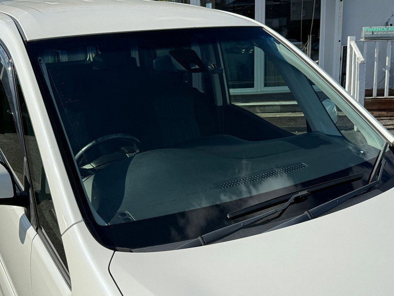 Nissan Serena Nissan Serena HIGHWAY STAR S-HYBRID 2.0 5dr 8 SEATS 5dr Automatic 2014