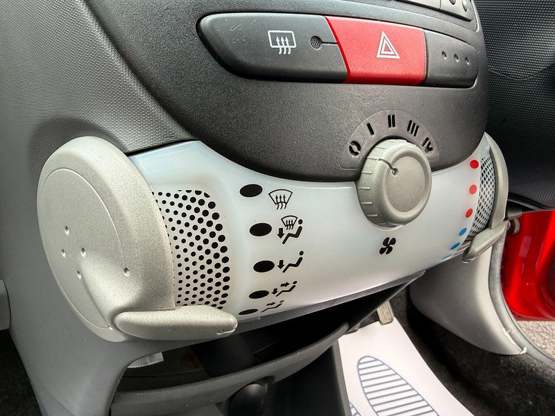 Peugeot 107 1.0 12V Urban Euro 4 3dr 3dr Manual 2009