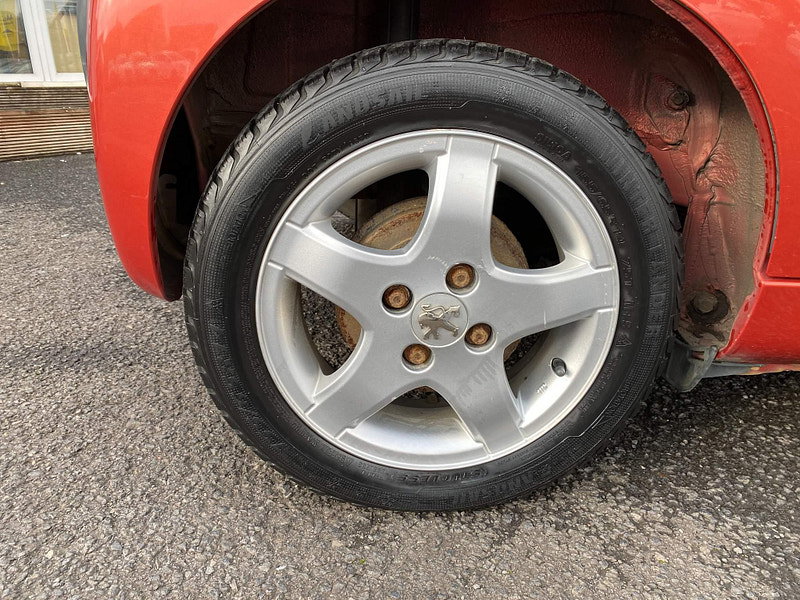 Peugeot 107 1.0 12V Verve Euro 4 5dr 5dr Manual 2009