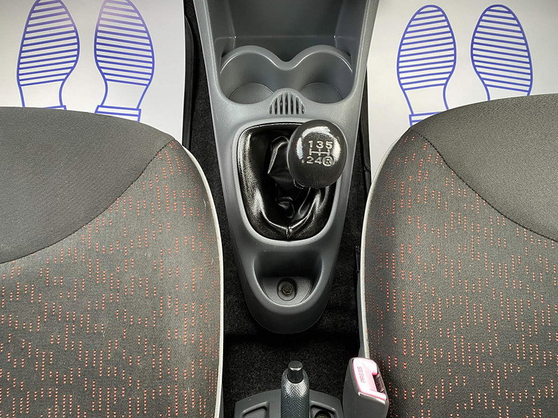 Peugeot 107 1.0 12V Verve Euro 4 5dr 5dr Manual 2009