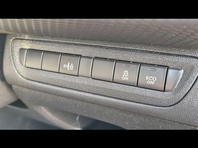 Peugeot 2008 1.6 e-HDi Active EGC Euro 5 (s/s) 5dr 5dr Automatic 2014