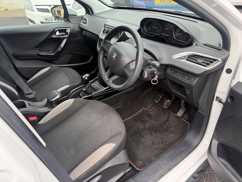 Peugeot 2008 1.2 PureTech Access (a/c) Euro 6 5dr 5dr Manual 2017