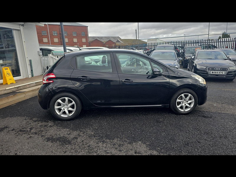 Peugeot 208 1.0 VTi Active Euro 5 5dr 5dr Manual 2012