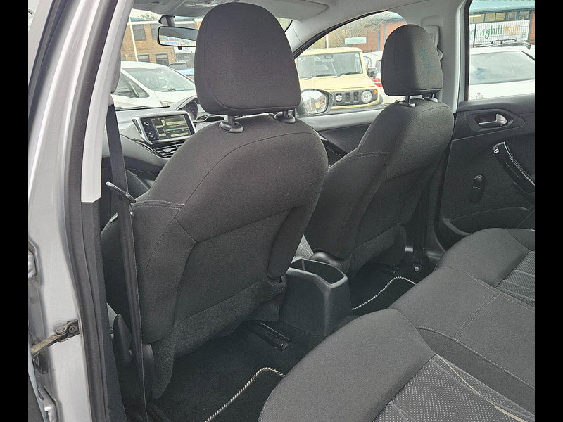 Peugeot 208 1.4 e-HDi Active EGC Euro 5 (s/s) 5dr 5dr Automatic 2014